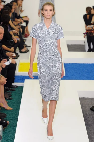 Look 43